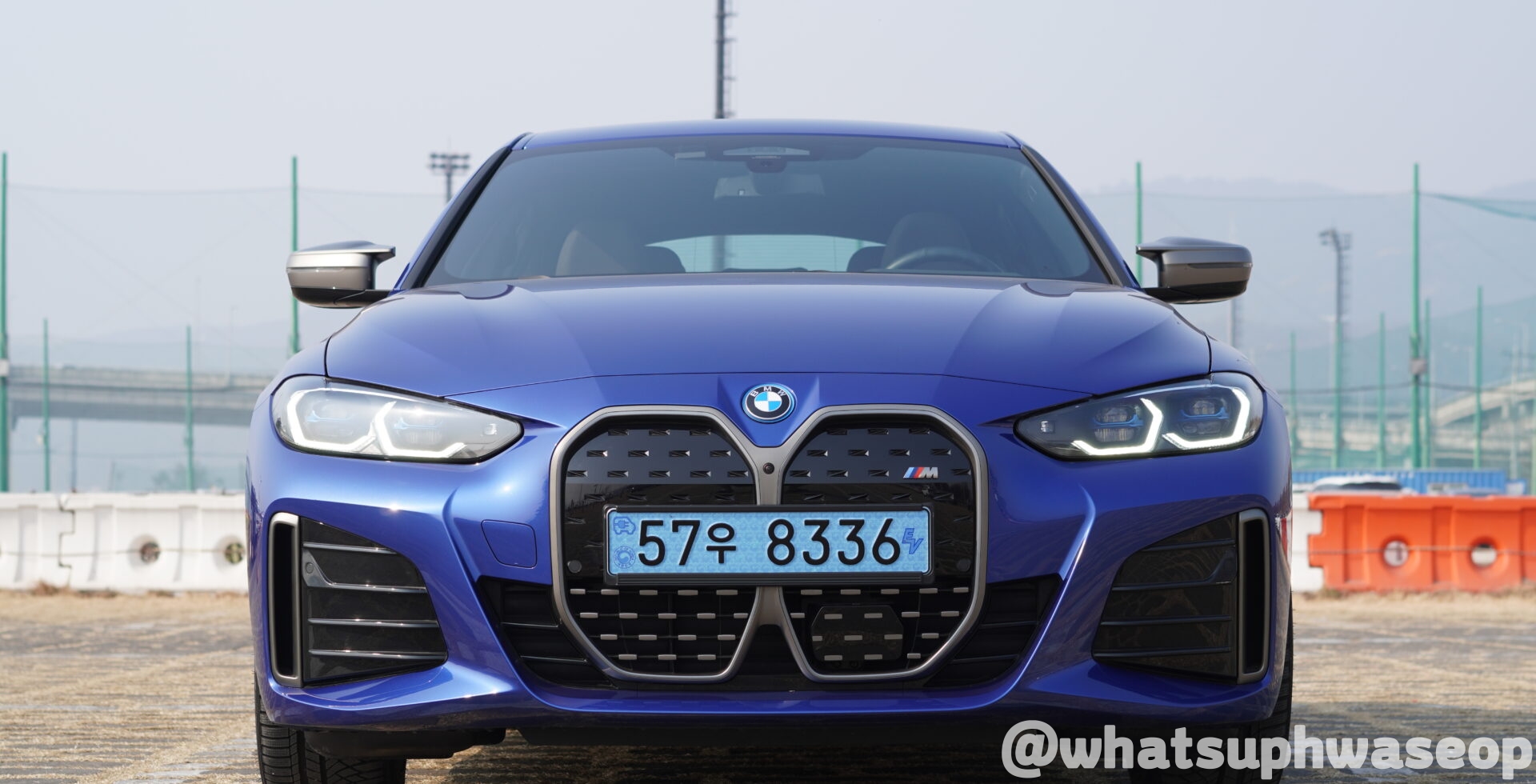 BMW i4 M50